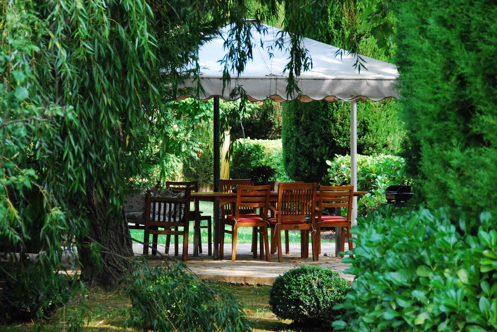 Domaine Du Moulin Hotel แซงต์โรรองต์เดส์อาเบรอส์ ภายนอก รูปภาพ